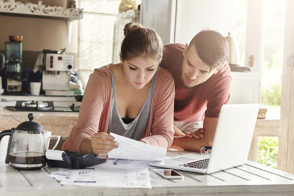 Couple in need of an emergency cash loan