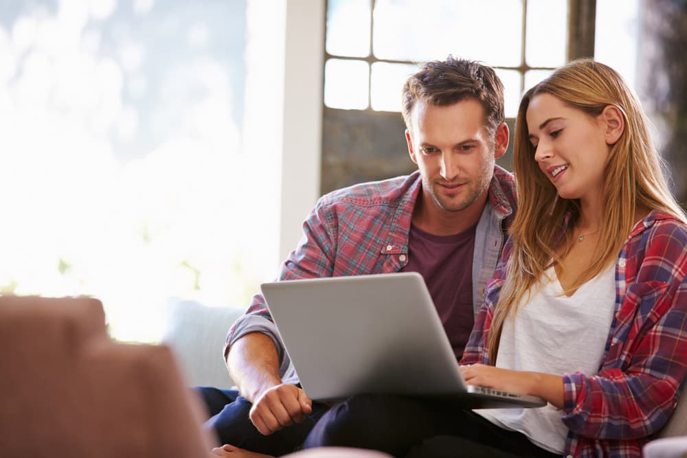 Applying for a payday loan on a laptop